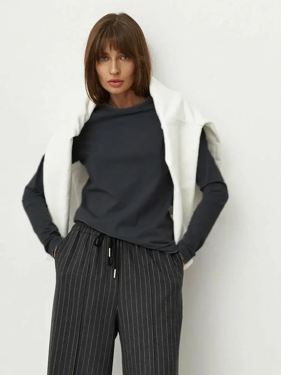 חולצה דגם- אלה